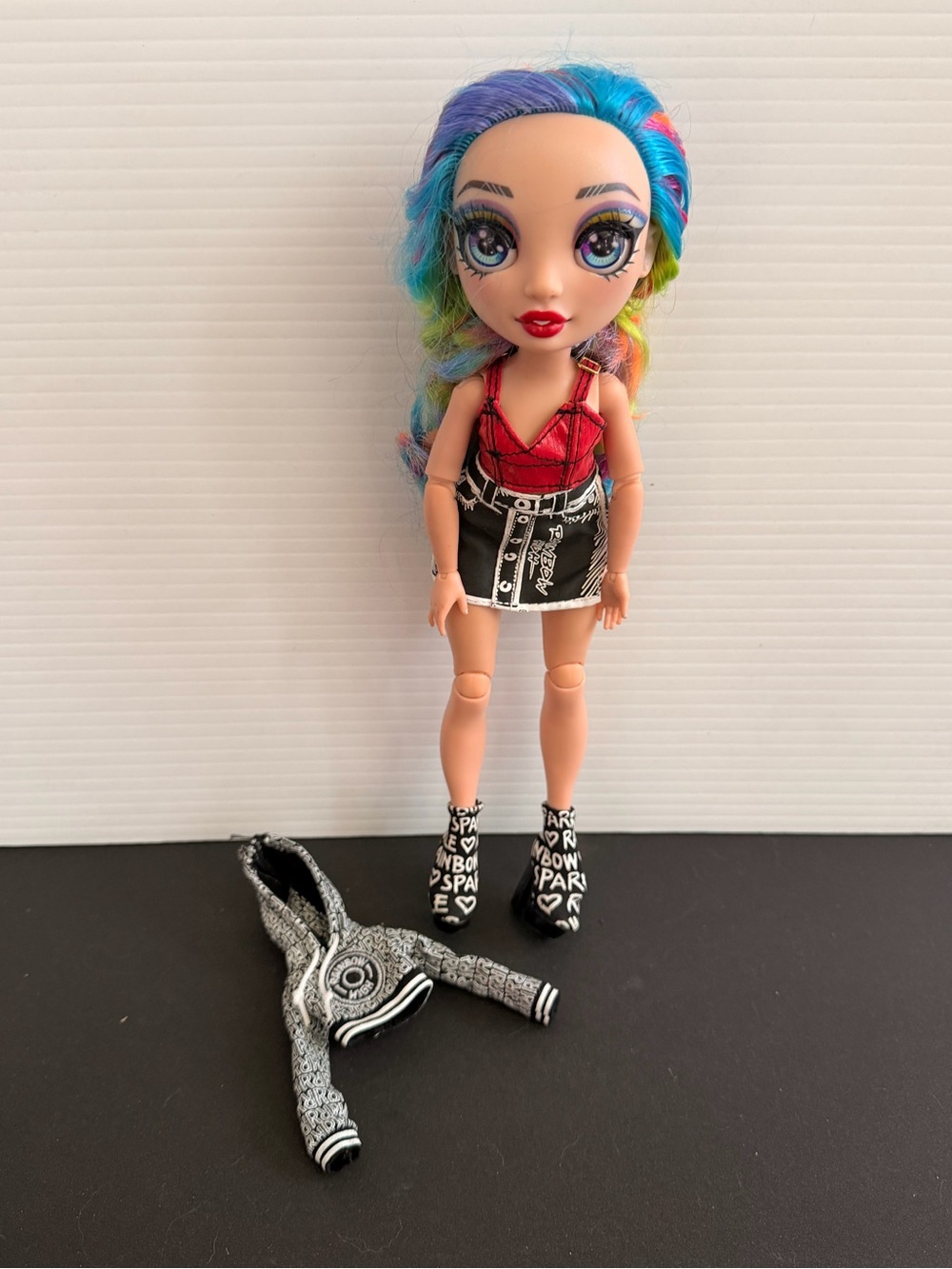 Rainbow High Series 2 Amaya Raine - Cute Fashion Clothes, Shoes & Hoodie